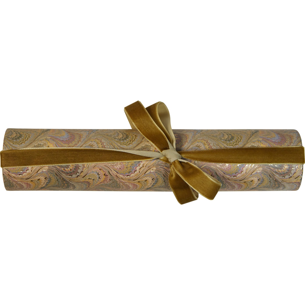 ROMANCE GOURMANDE round macaron box assortiment of 4