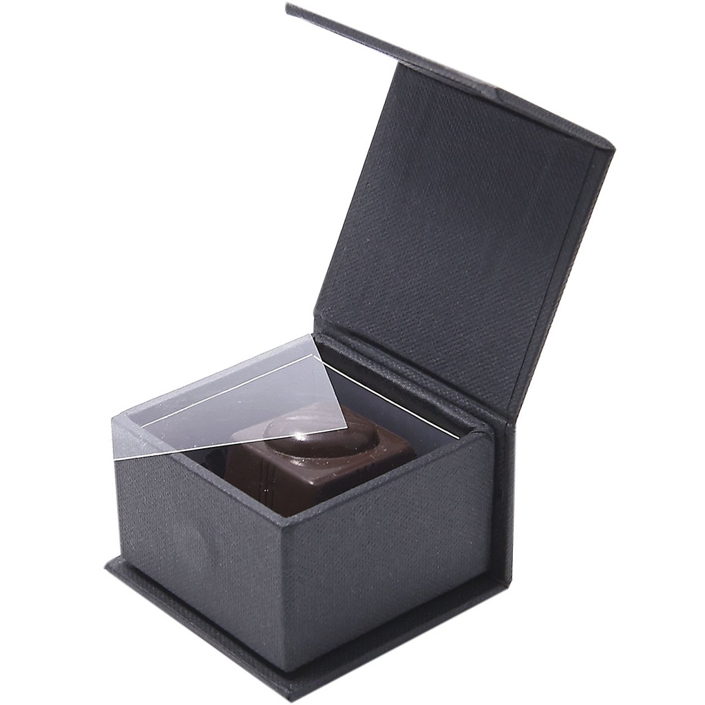 BLACK IS BLACK - 1 choc