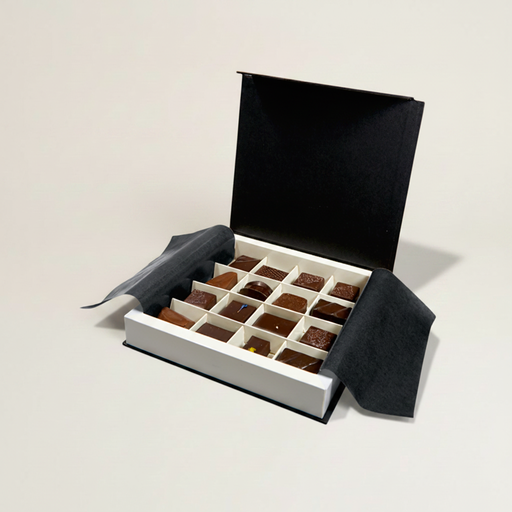 [BXR211690] Prestige Magnetverschluss quadratische Box 16 Schokolade