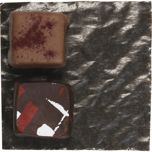 CUSHION 04